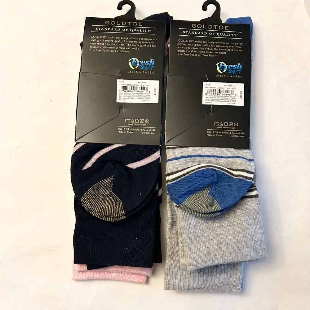 Gold toe 4 Pairs of Men’s Socks Shark Flamingo Size 6 to 12 NWT